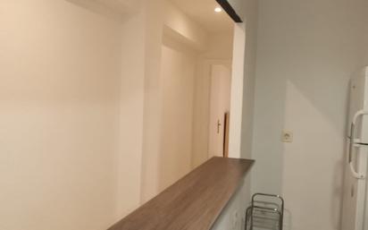 Flat to rent in  Granada Capital  with Air Conditioner and Balcony