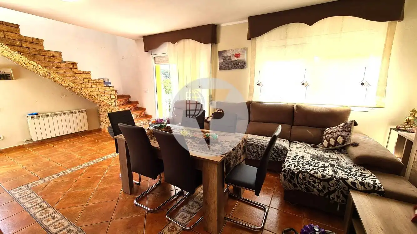 Sala d'estar de Casa o xalet en venda en Vacarisses amb Calefacció i Terrassa