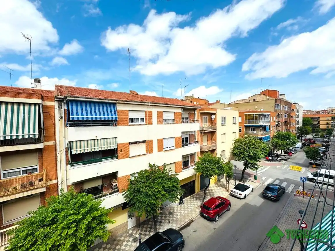 Vista exterior de Pis en venda en Albacete amb Aire condicionat, Calefacció i Terrassa