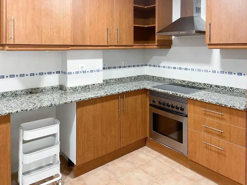 Ground floor for rent in Chiva, Valencia