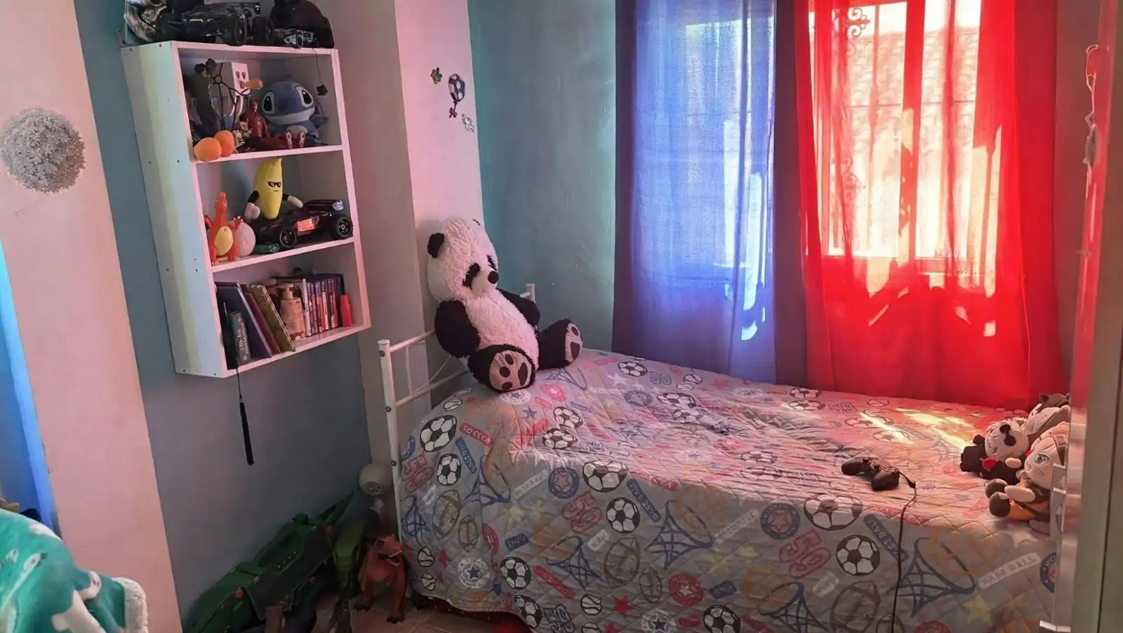 Bedroom of Detached homes for sale in Los Barrios