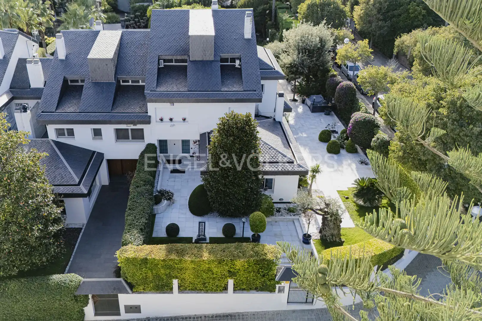 House with terrace for sale in Les Corts