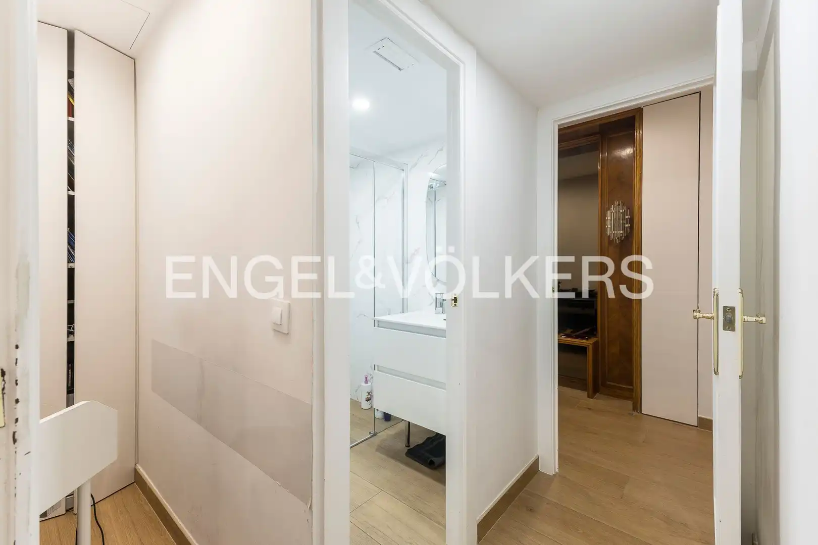 Wohnung zur Miete in Barcelona mit Heizung, Balkon und Haustiere erlaubt