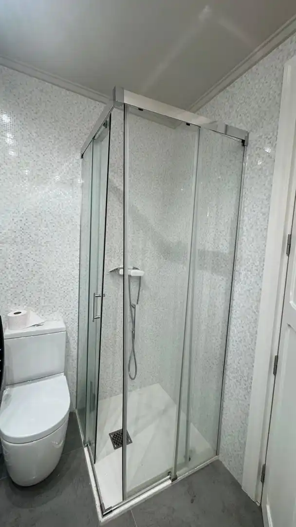 Bany de Apartament de lloguer en  Logroño amb Aire condicionat, Calefacció i Terrassa