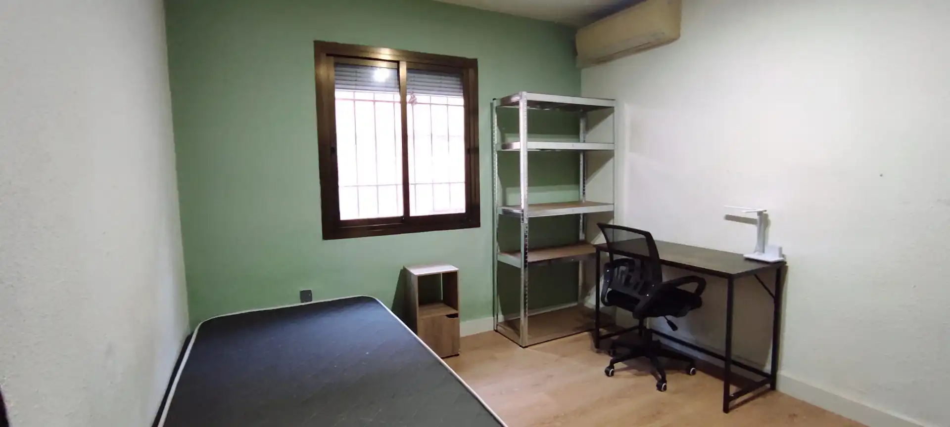 Habitación de Piso de alquiler en Toledo con Aire acondicionado, Calefacción y Amueblado