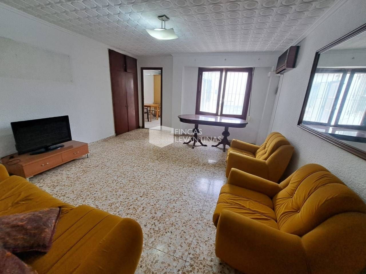 Sala d'estar de Casa o xalet en venda en San Vicente del Raspeig / Sant Vicent del Raspeig amb Calefacció i Terrassa