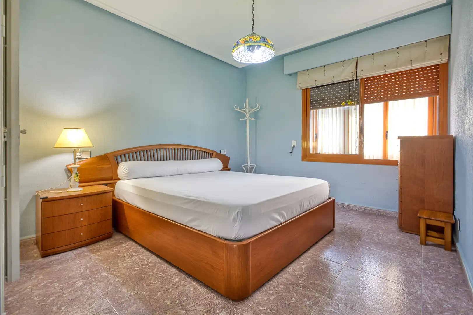 Habitación de Piso en venta en Alicante / Alacant con Aire acondicionado, Calefacción y Terraza