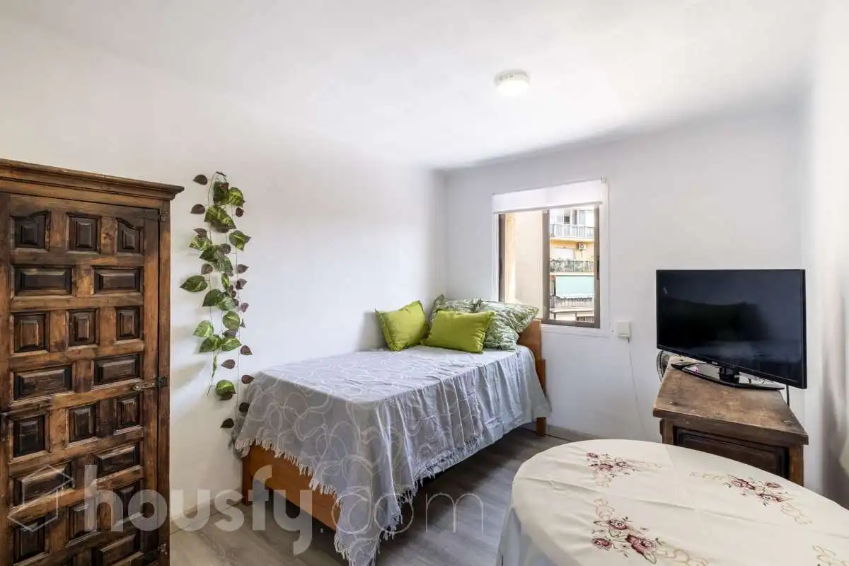 Habitación de Piso en venta en Granollers con Amueblado y Balcón