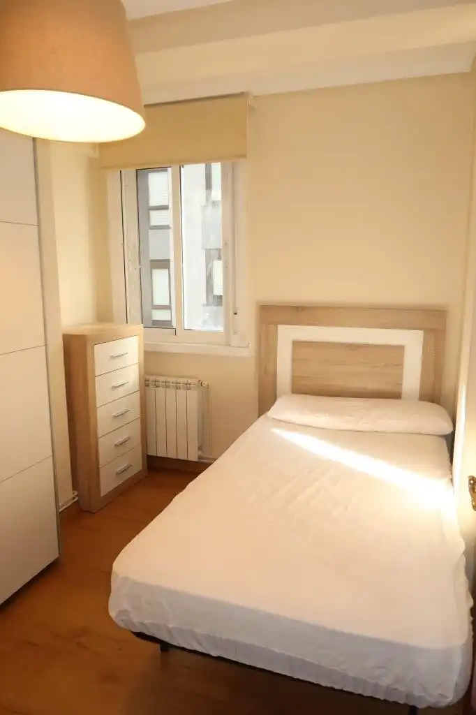 Bedroom of Flat for sale in A Coruña Capital   with Heating, Storage room and Furnished