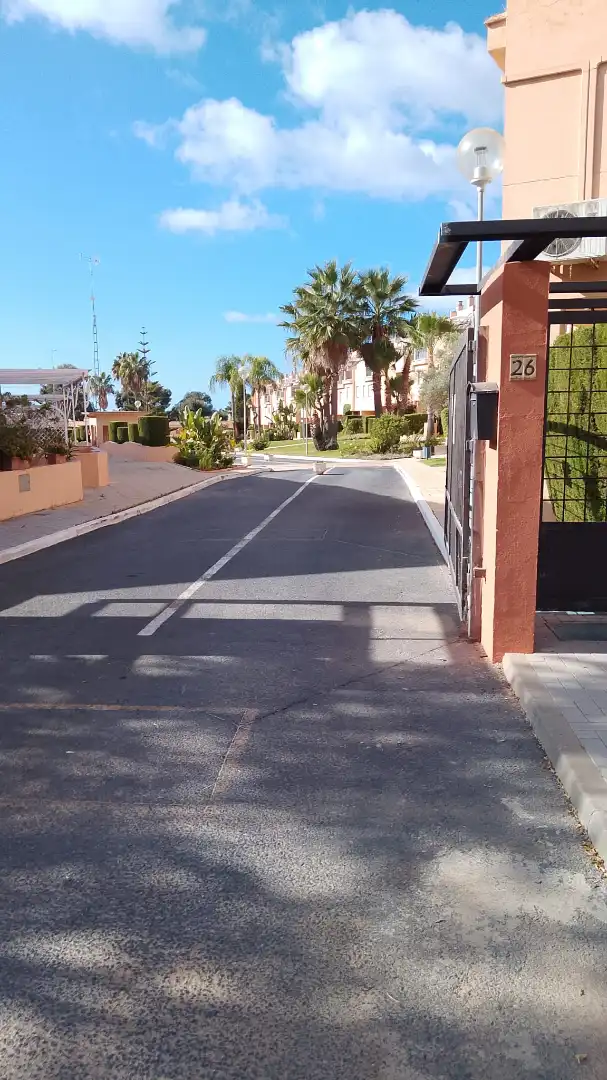 Vista exterior de Dúplex en venda en Islantilla amb Jardí privat, Terrassa i Traster