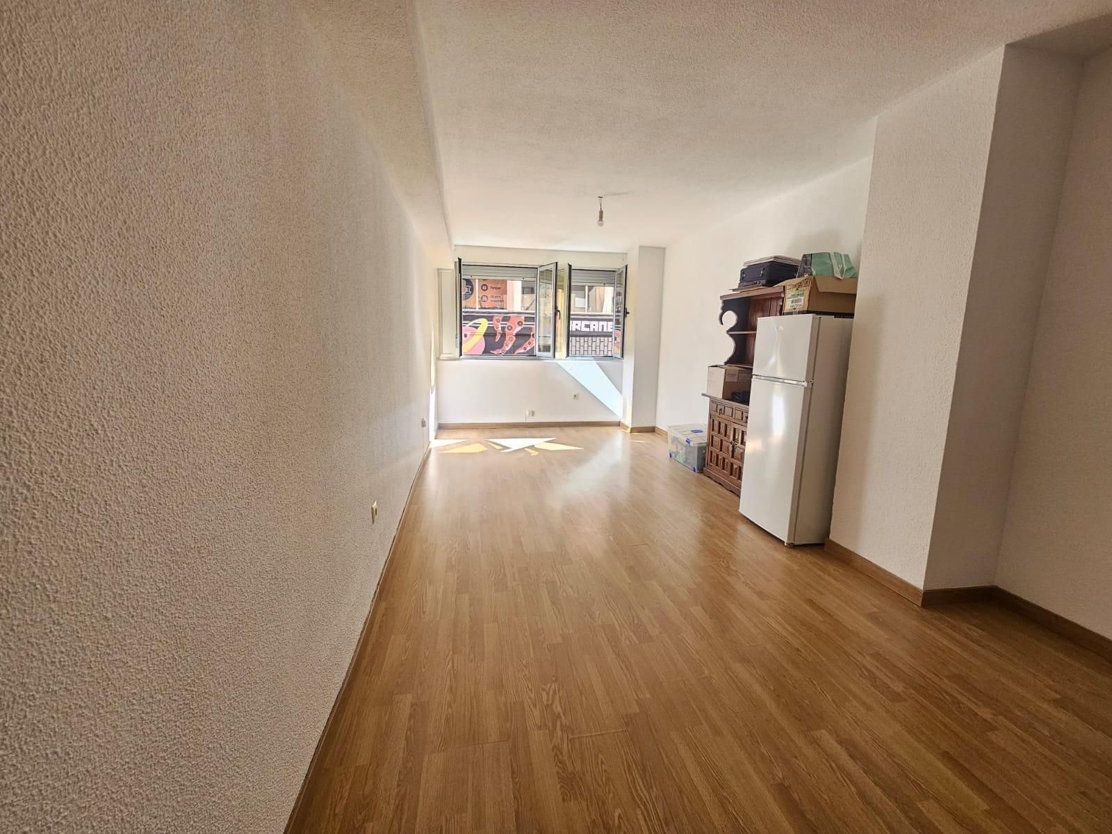 Sala de estar de Estudio en venta en Salamanca Capital