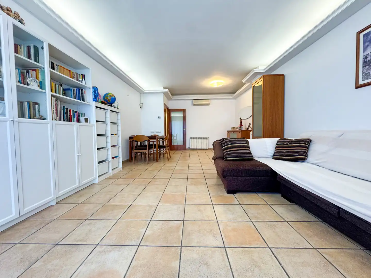 Wohnzimmer von Dachboden zum Verkauf in Sentmenat mit Klimaanlage, Heizung und Balkon