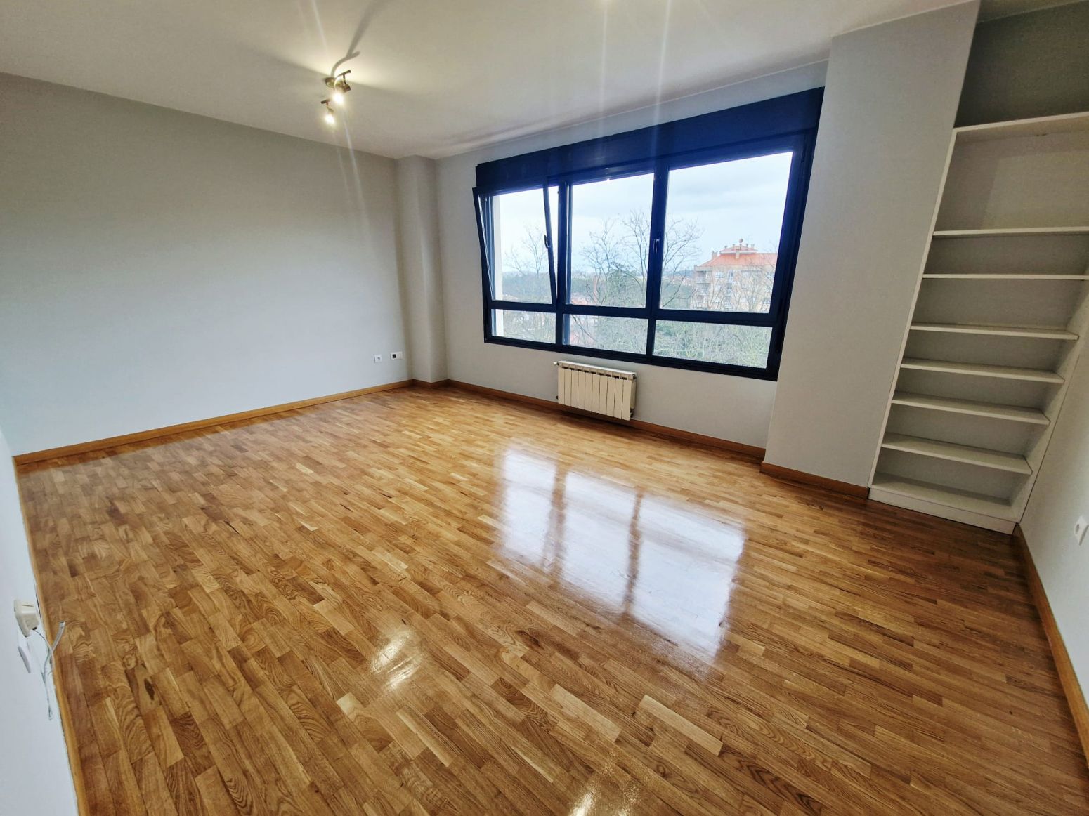 Bedroom of Flat for sale in Avilés  with Heating, Parquet flooring and Storage room