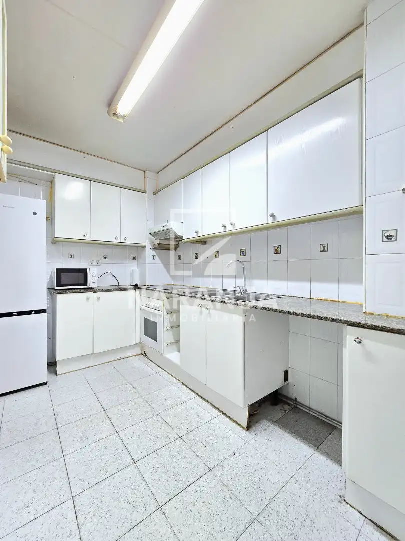 Küche von Wohnung zum Verkauf in Mollet del Vallès mit Balkon und Gemeinschaftspool