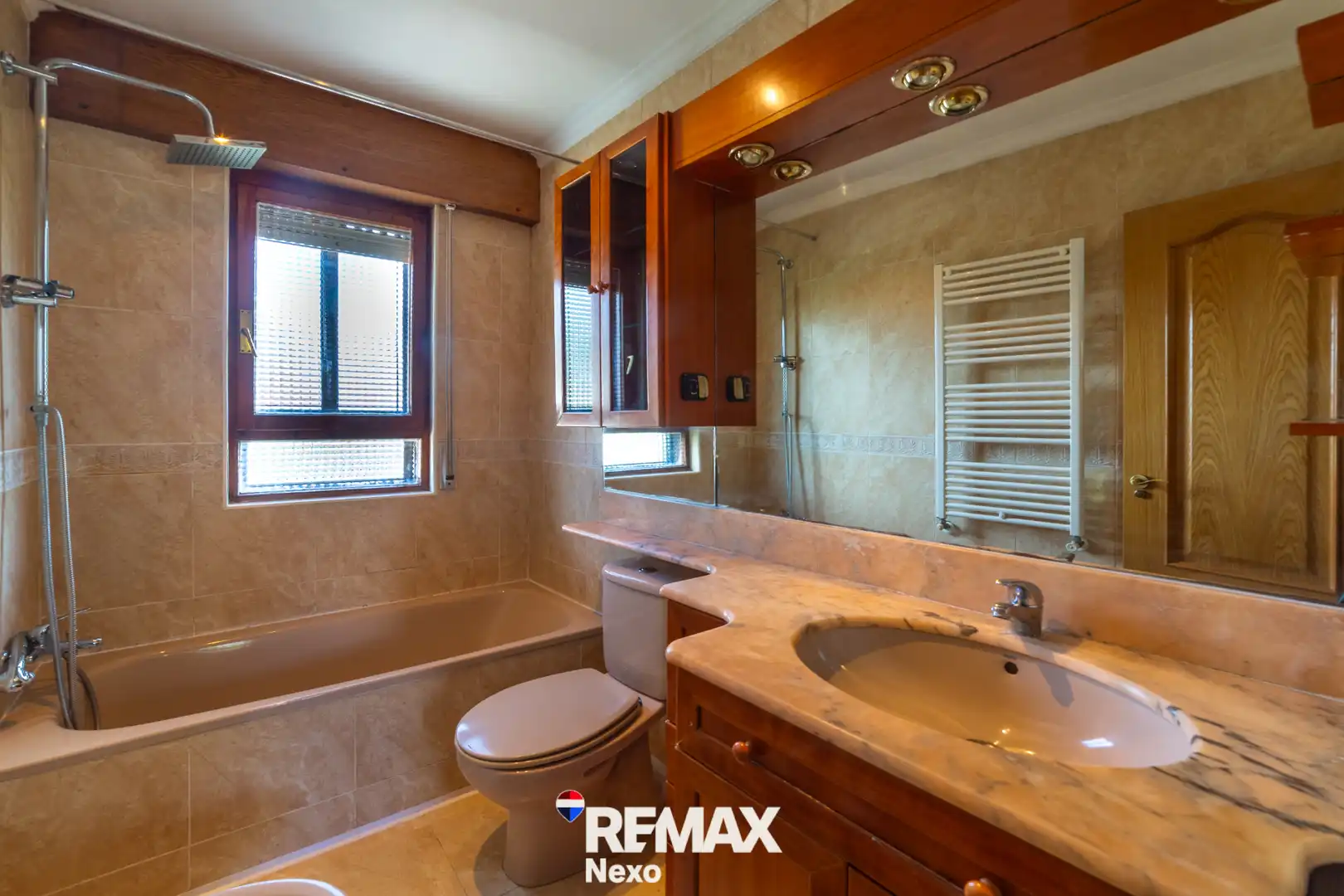 Bathroom of Detached homes for sale in Viana de Cega  with Heating, Parquet flooring and Terrace