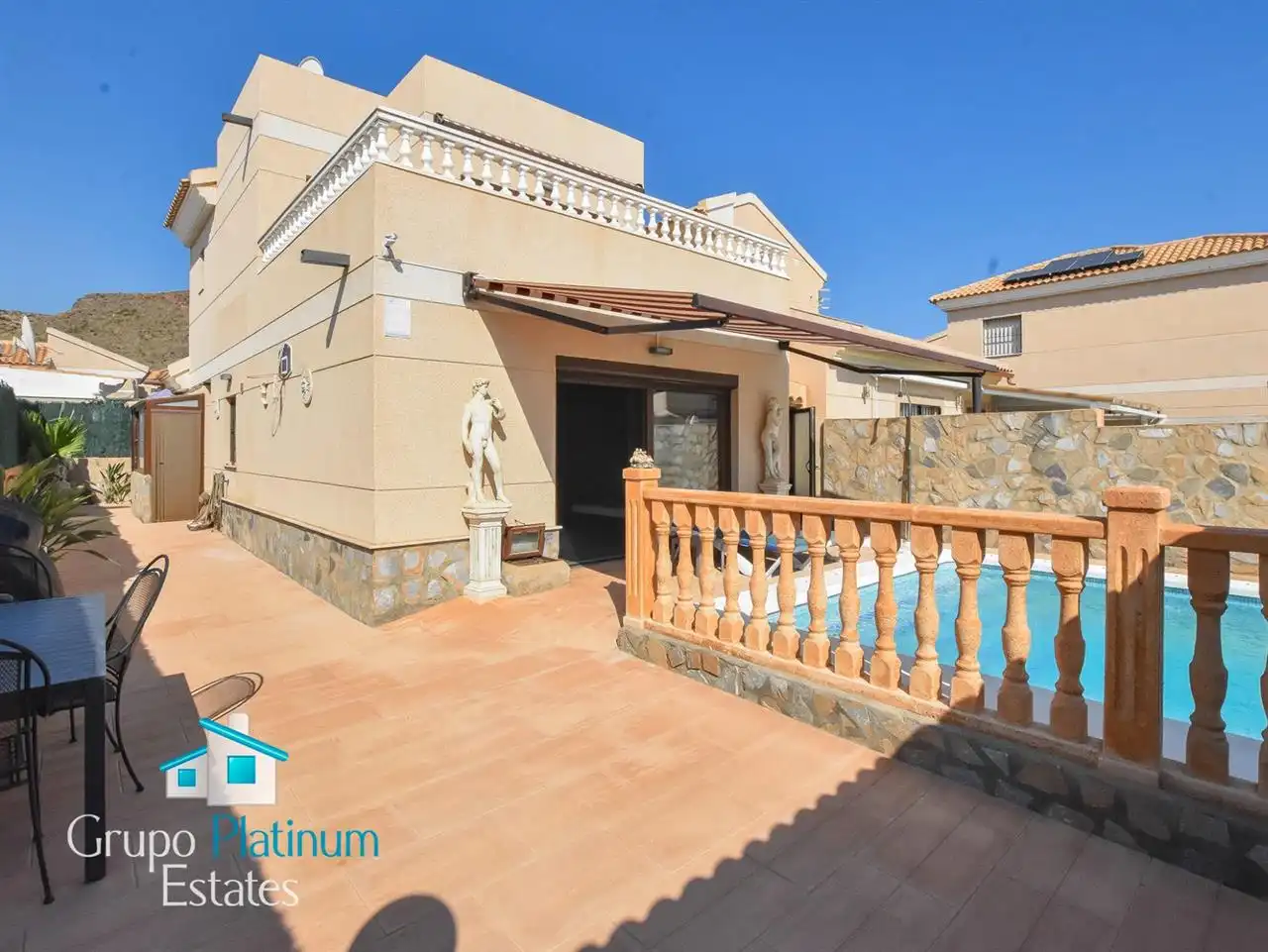 Chalet con piscina en venta en San Juan de los Terreros, imagen 3