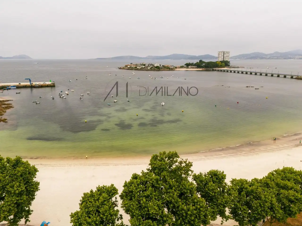 Ático en venta en Vigo  con Calefacción, Terraza y Piscina