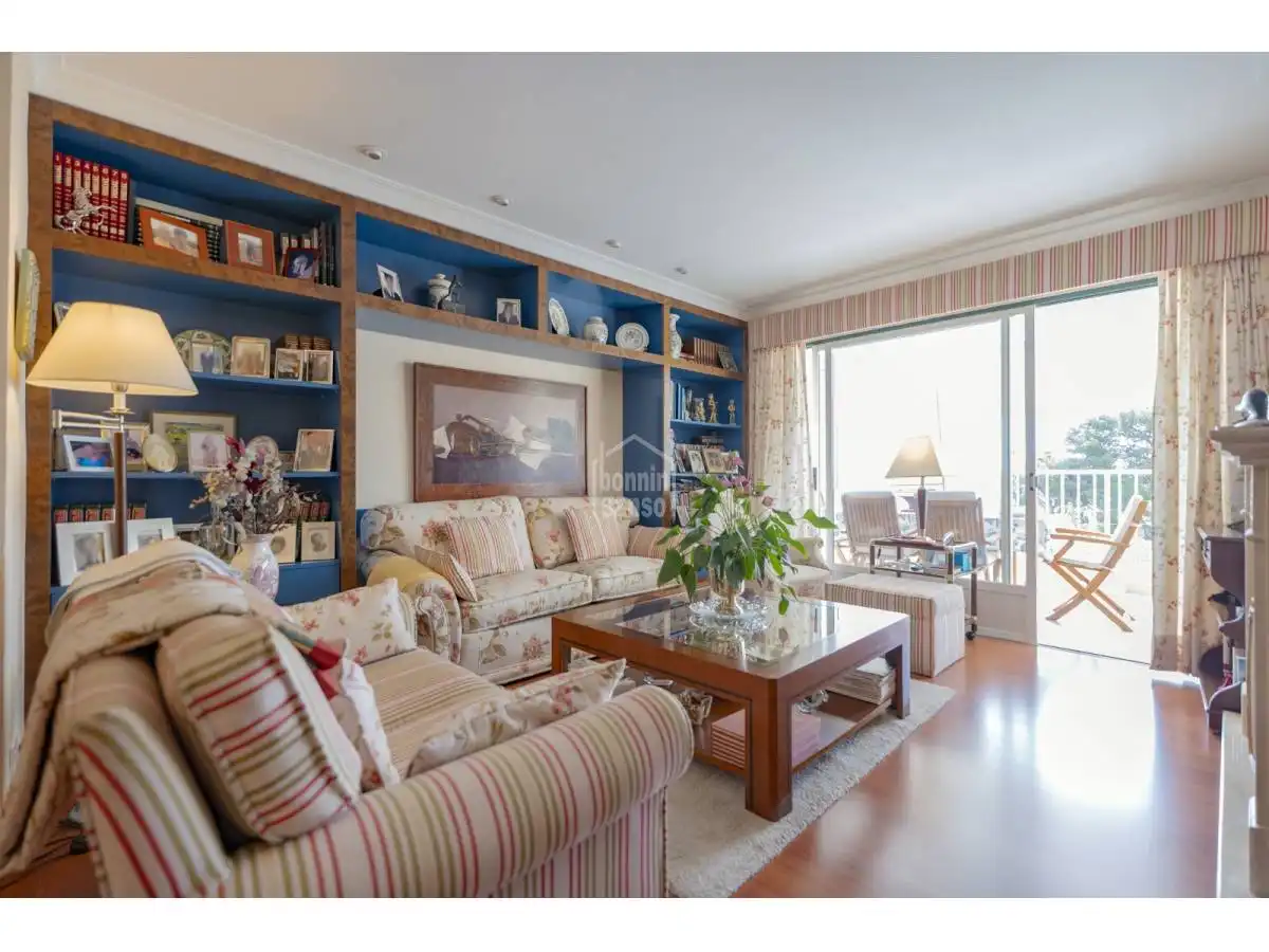 Sala de estar de Apartamento en venta en Maó - Mahón con Jardín privado, Terraza y Piscina