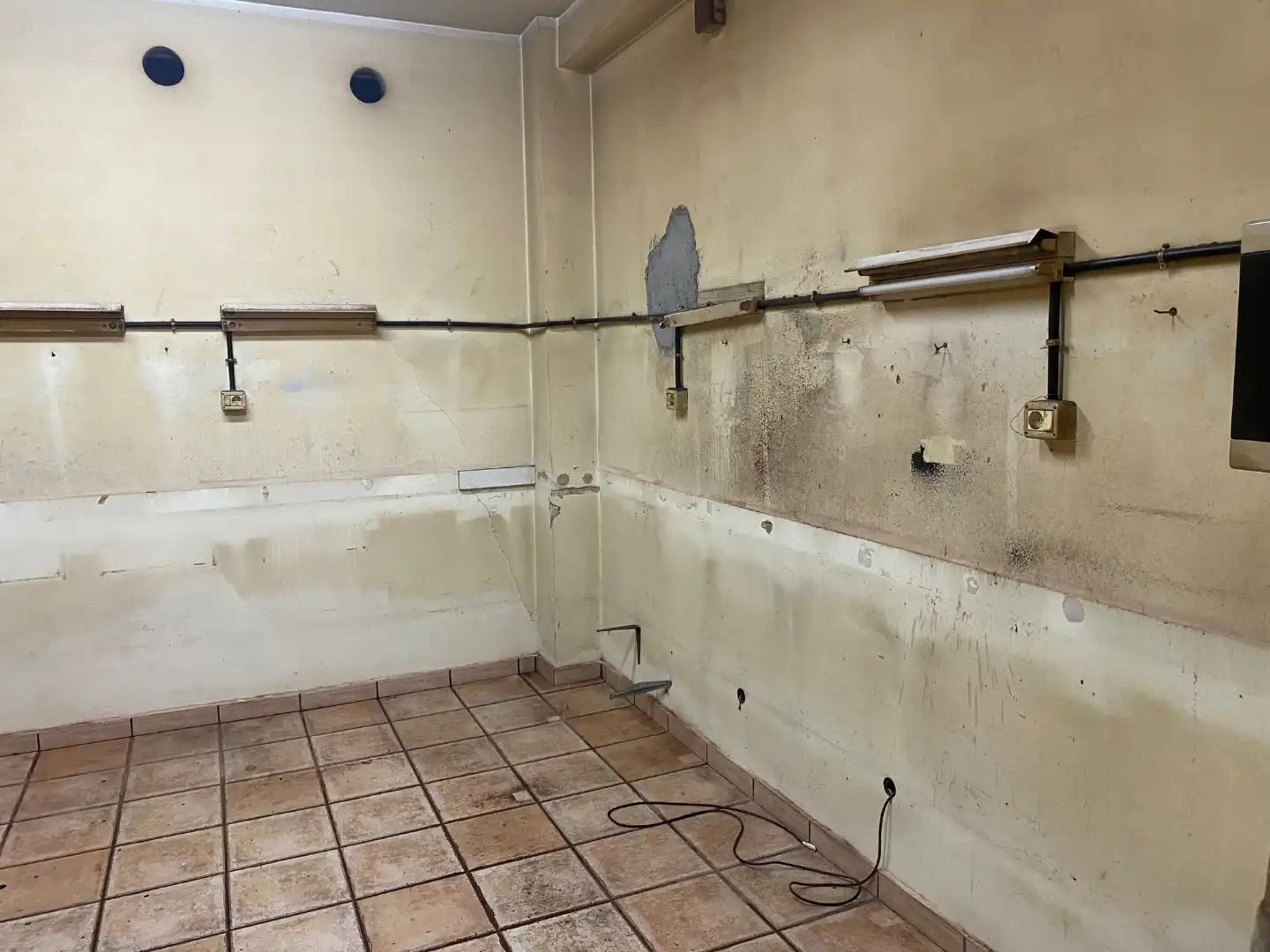 Küche von Geschaftsraum zur Miete in Cangas de Onís