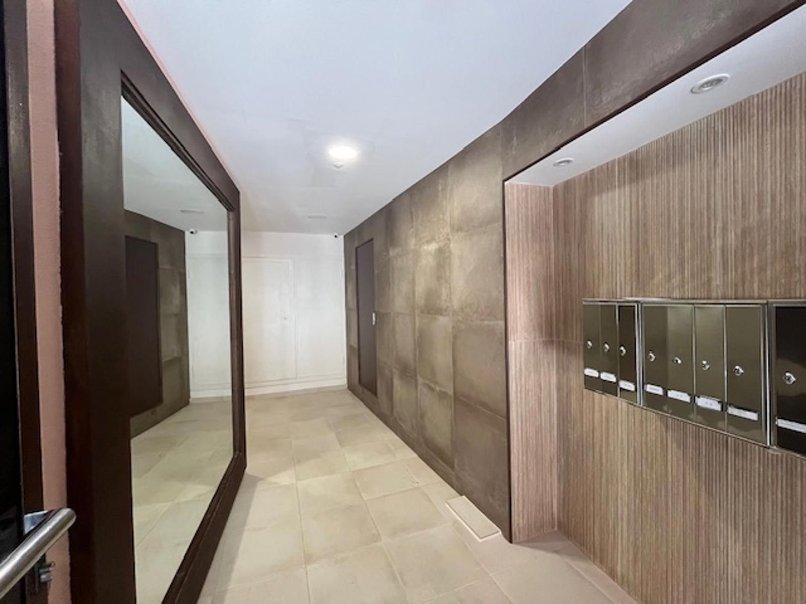 Flat for sale in  Lleida Capital  with Air Conditioner, Storage room and Furnished