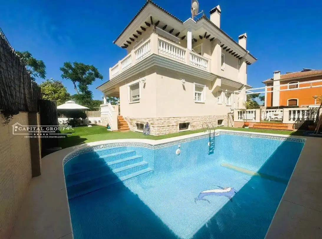 Chalet con terraza en venta en Punta Umbría, imagen 3
