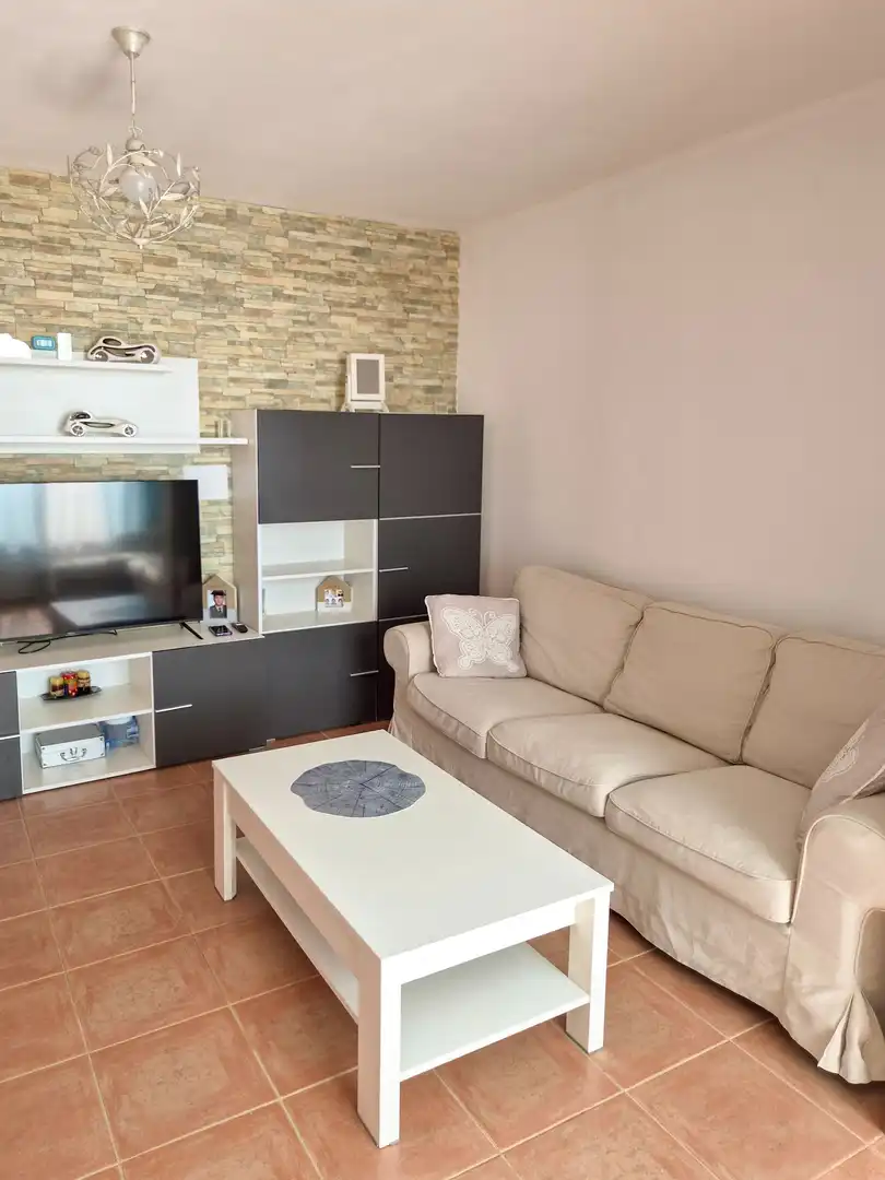Wohnzimmer von Einfamilien-Reihenhaus zum Verkauf in Antigua