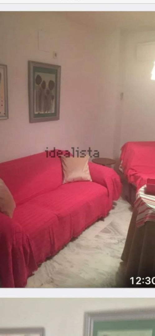 Habitación de Piso de alquiler en Sanlúcar la Mayor con Aire acondicionado, Amueblado y Lavadora