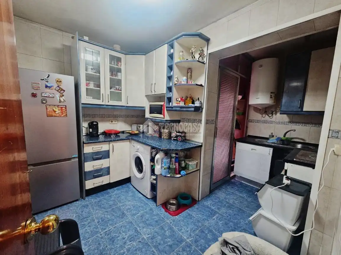 Cocina de Piso en venta en Parla con Calefacción