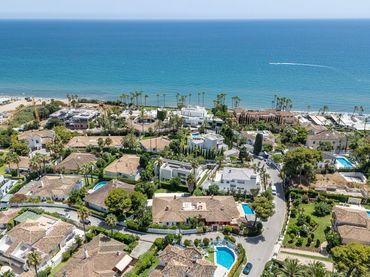 Adossat en venda a Río Real - Los Monteros