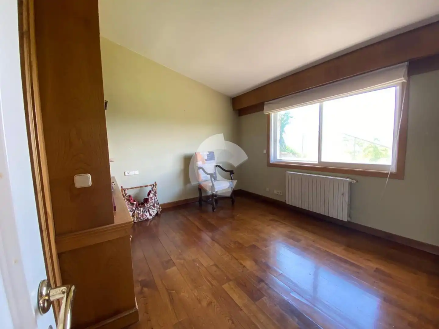 Dormitori de Casa o xalet en venda en San Cibrao das Viñas amb Calefacció, Jardí privat i Parquet