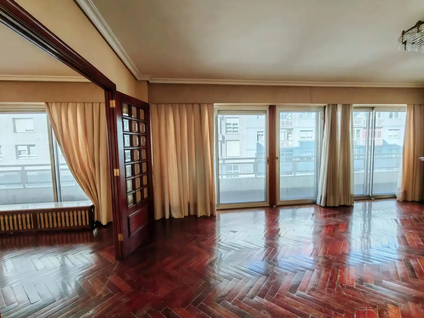 Sala de estar de Piso en venta en Vigo  con Calefacción y Terraza