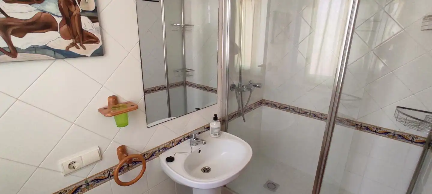 Baño de Casa o chalet en venta en Chiclana de la Frontera con Aire acondicionado, Jardín privado y Terraza