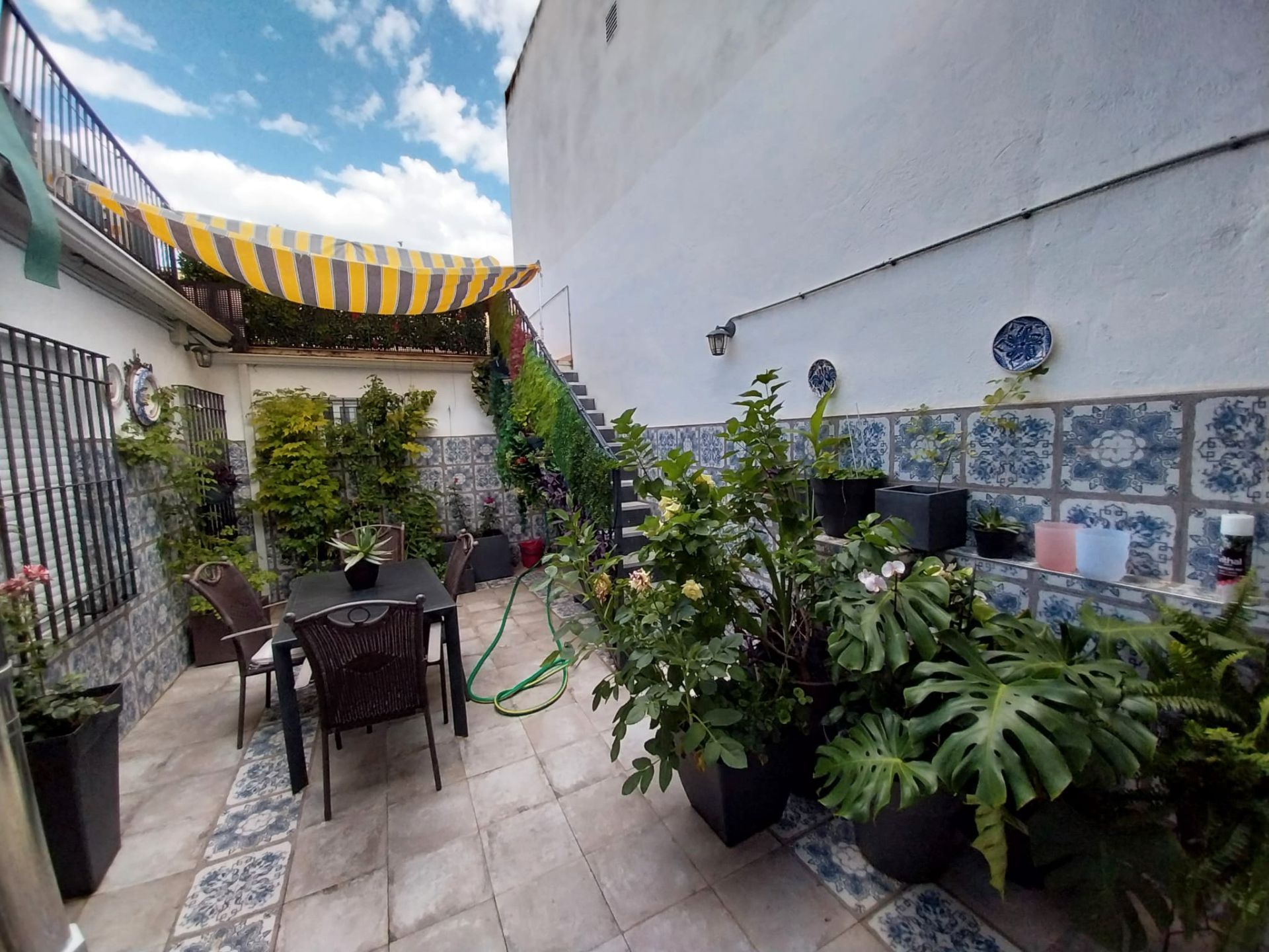 Terrassa de Casa adosada en venda en  Jaén Capital amb Aire condicionat, Calefacció i Jardí privat