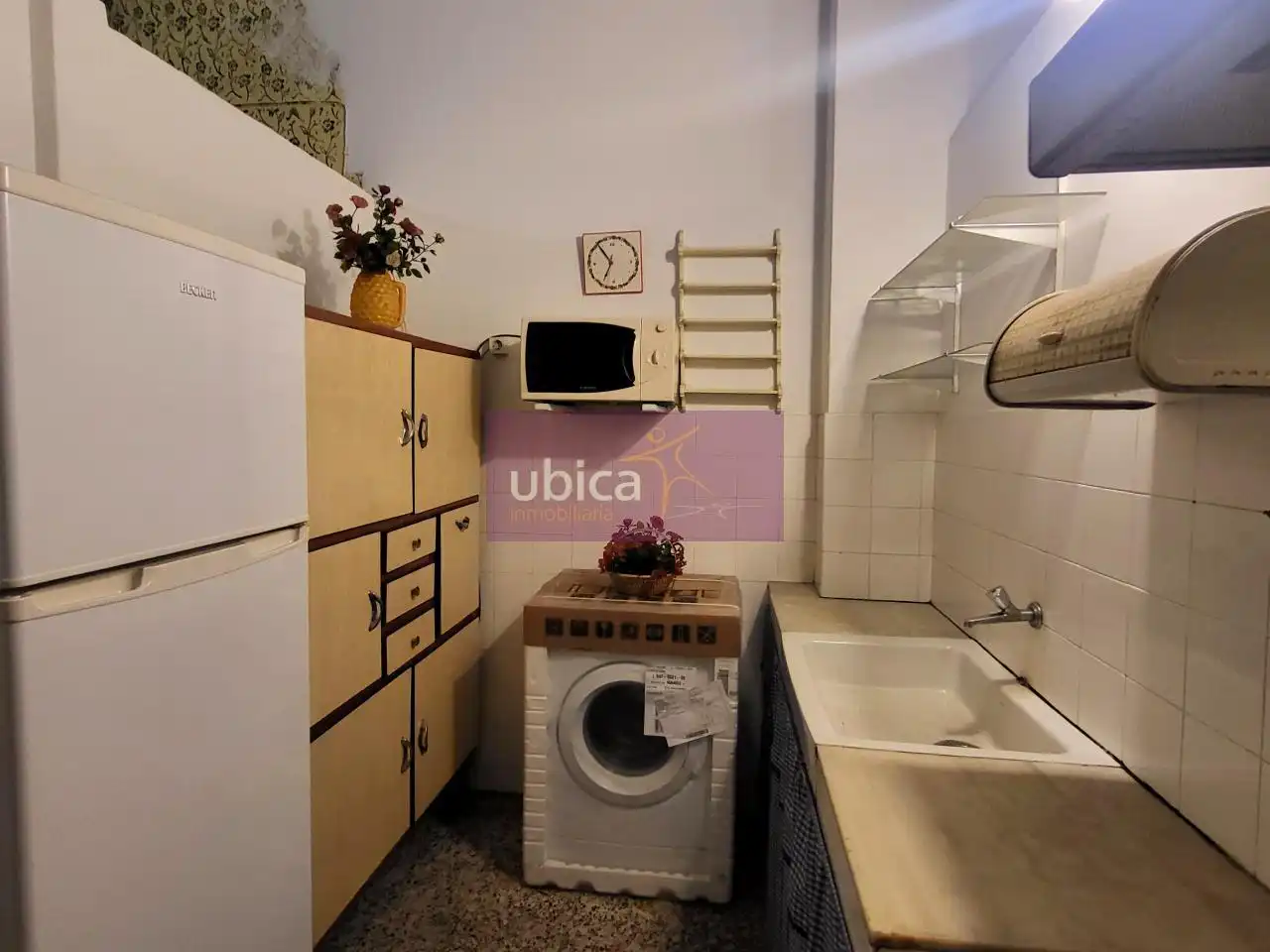 Kitchen of Flat for sale in Vigo   with Storage room and Furnished