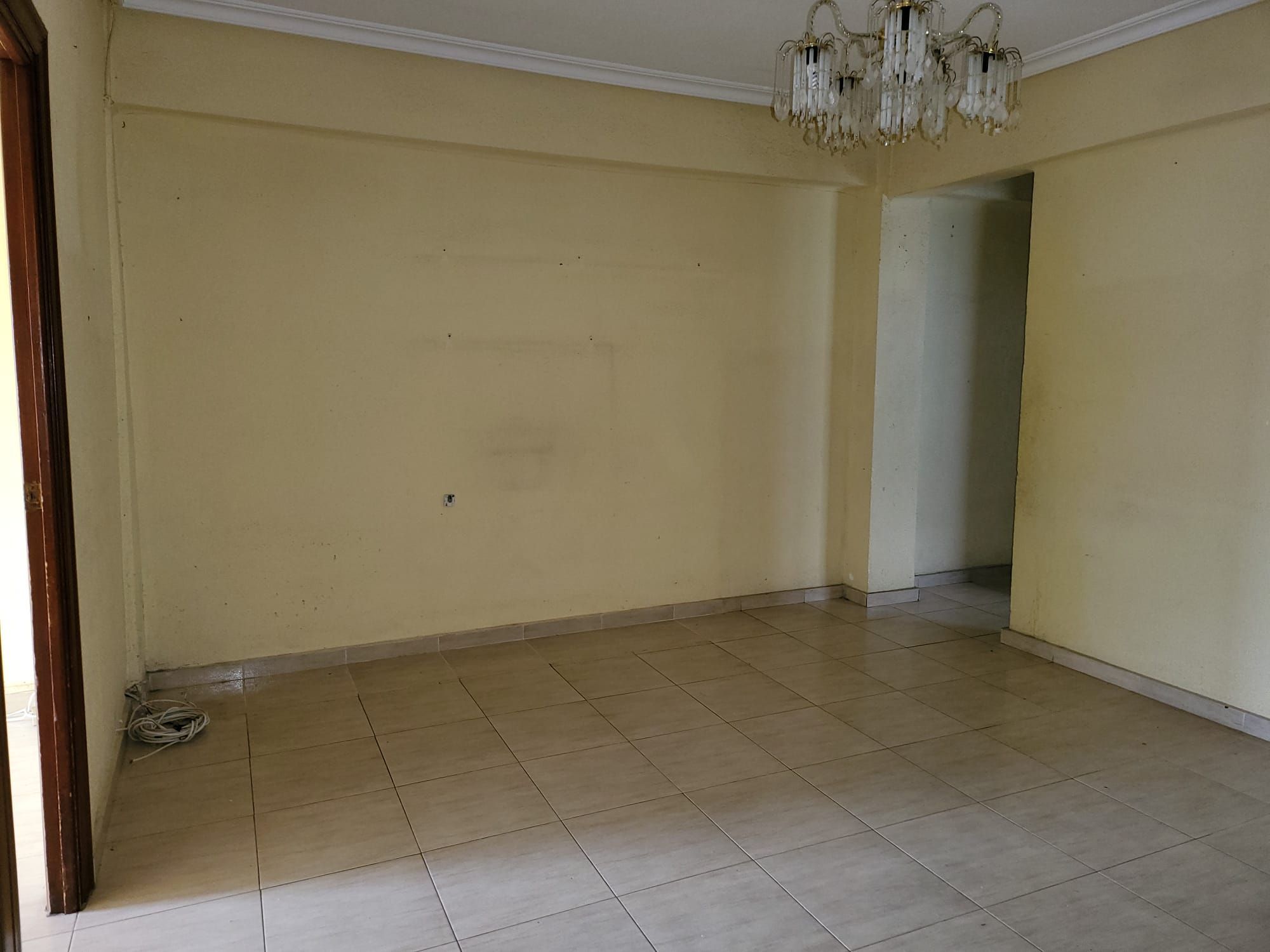Piso en venta en Linares