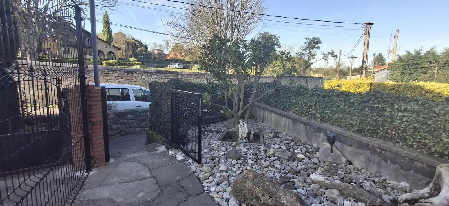 Parking de Casa o chalet en venta en Santillana del Mar con Calefacción, Jardín privado y Parquet