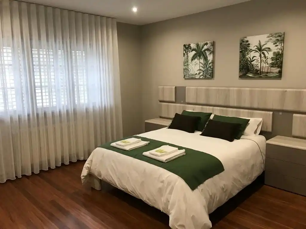 Bedroom of Houses for sale in Barro  with Private garden, Parquet flooring and Storage room
