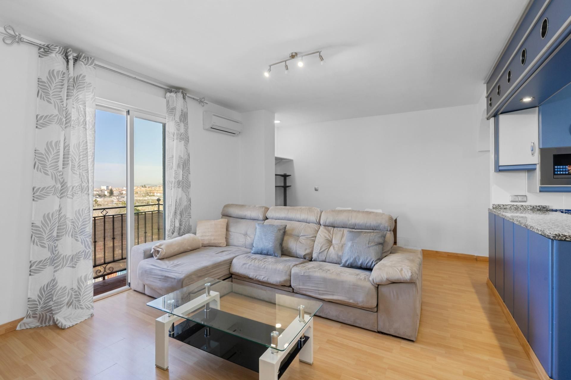 Sala de estar de Piso en venta en Peligros con Aire acondicionado, Trastero y Balcón