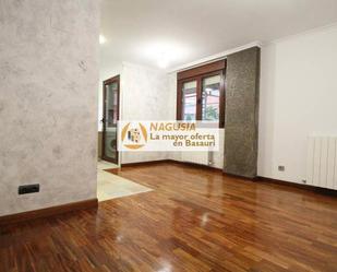 Flat for sale in Basauri   with Heating