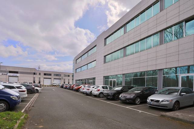 Oficina en Alquiler en De Los Olmos, 1 en Betoño