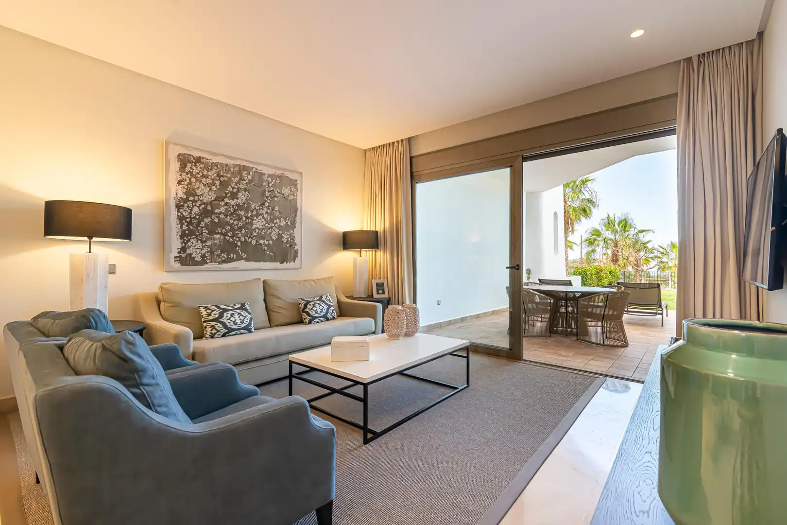 Living room of Flat for sale in Guía de Isora  with Air Conditioner, Heating and Terrace