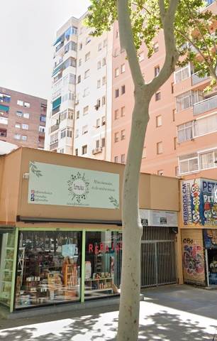 Local comercial en Venta en Carrer de Cantàbria en La Verneda i la Pau