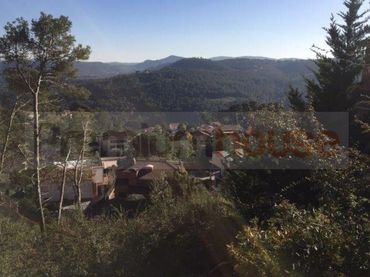 Terreny residencial en venda a Vía Abadia de Montserrat