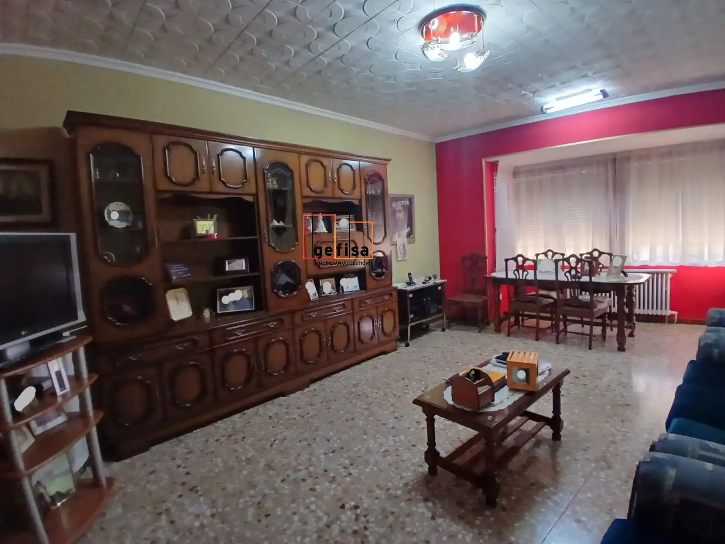 Casa amb terrassa en venda a Valdepeñas