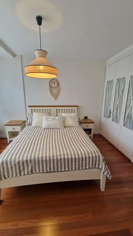 Dormitori de Casa adosada en venda en Sopela amb Calefacció, Jardí privat i Terrassa