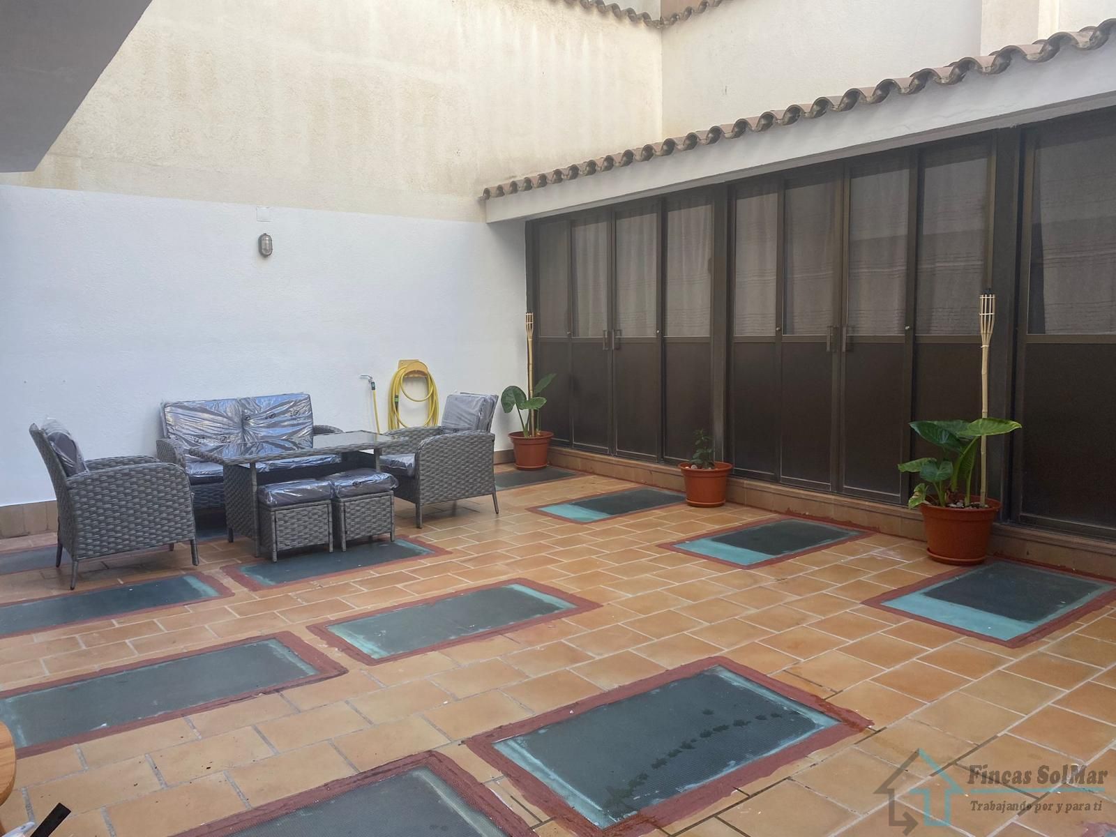 Terrace of Flat for share in Castellón de la Plana / Castelló de la Plana  with Air Conditioner, Heating and Terrace