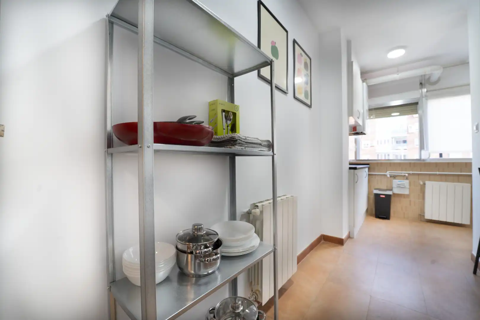 Room in Avenida del Cardenal Herrera Oria, 248, Peñagrande