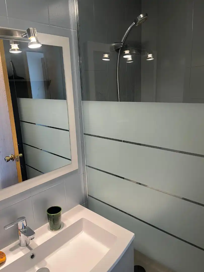 Baño de Dúplex en venta en Palamós con Amueblado, Horno y Microondas