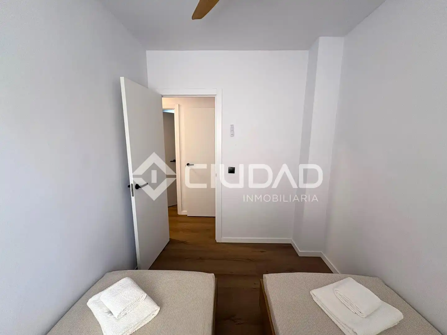 Bedroom of Flat for sale in Sanlúcar de Barrameda  with Furnished