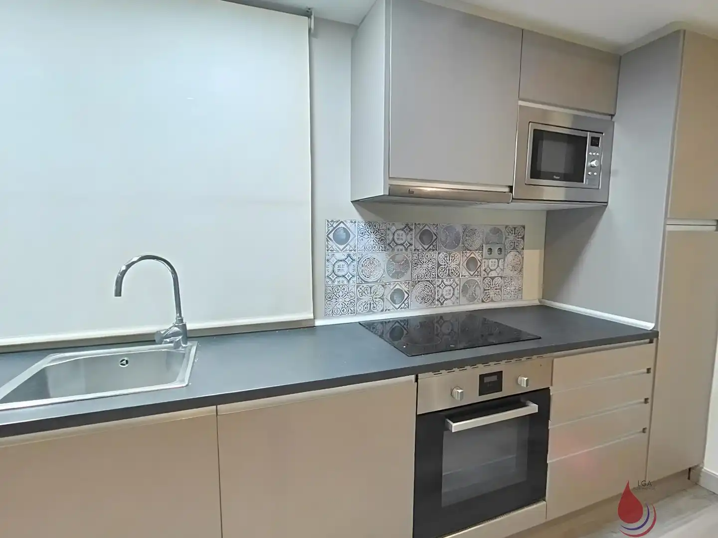 Kitchen of Flat for sale in Eixample